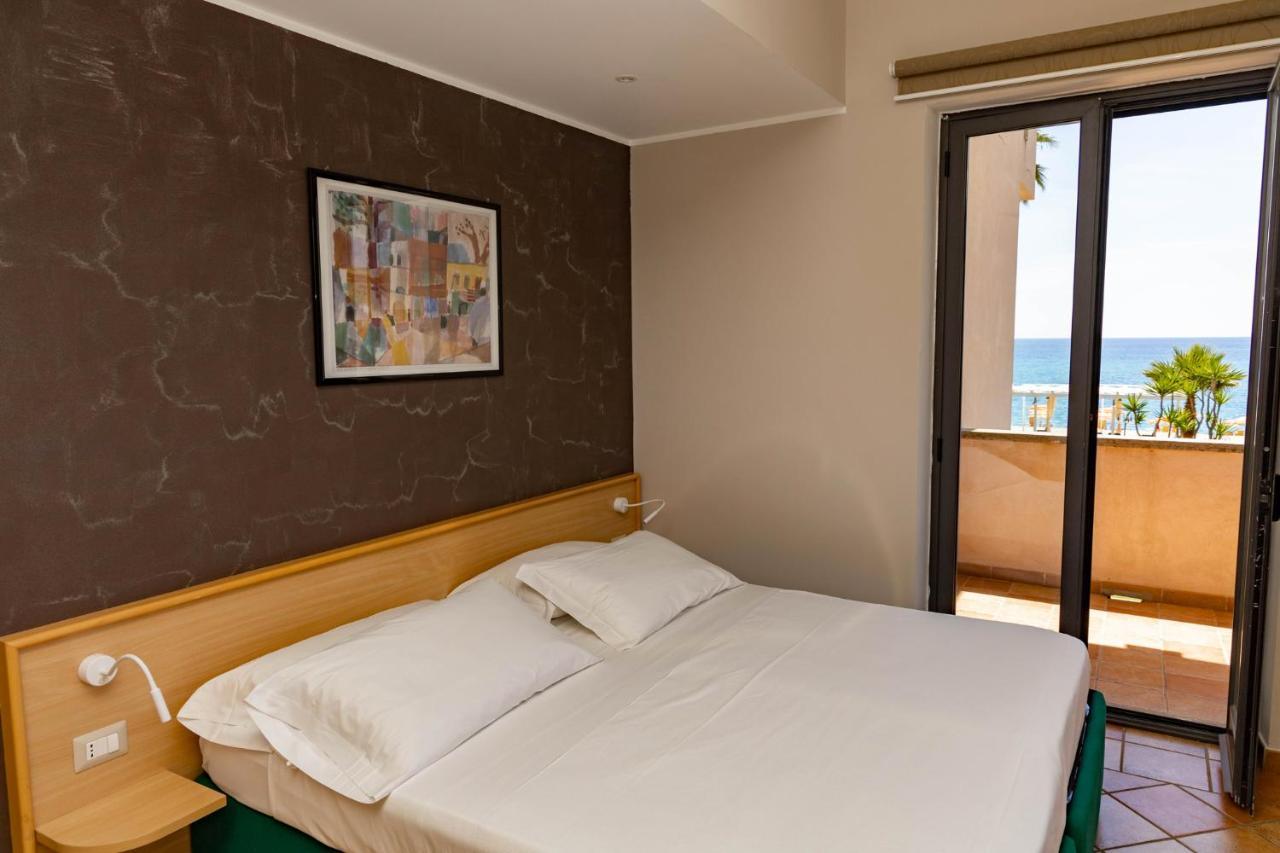 Hotel Federica Riace Marina Ngoại thất bức ảnh