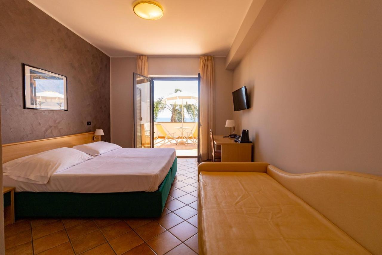 Hotel Federica Riace Marina Ngoại thất bức ảnh
