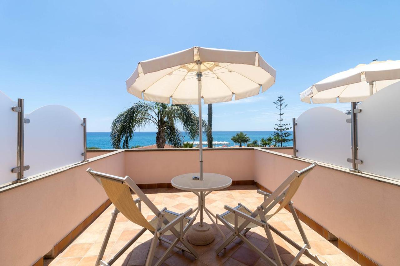 Hotel Federica Riace Marina Ngoại thất bức ảnh