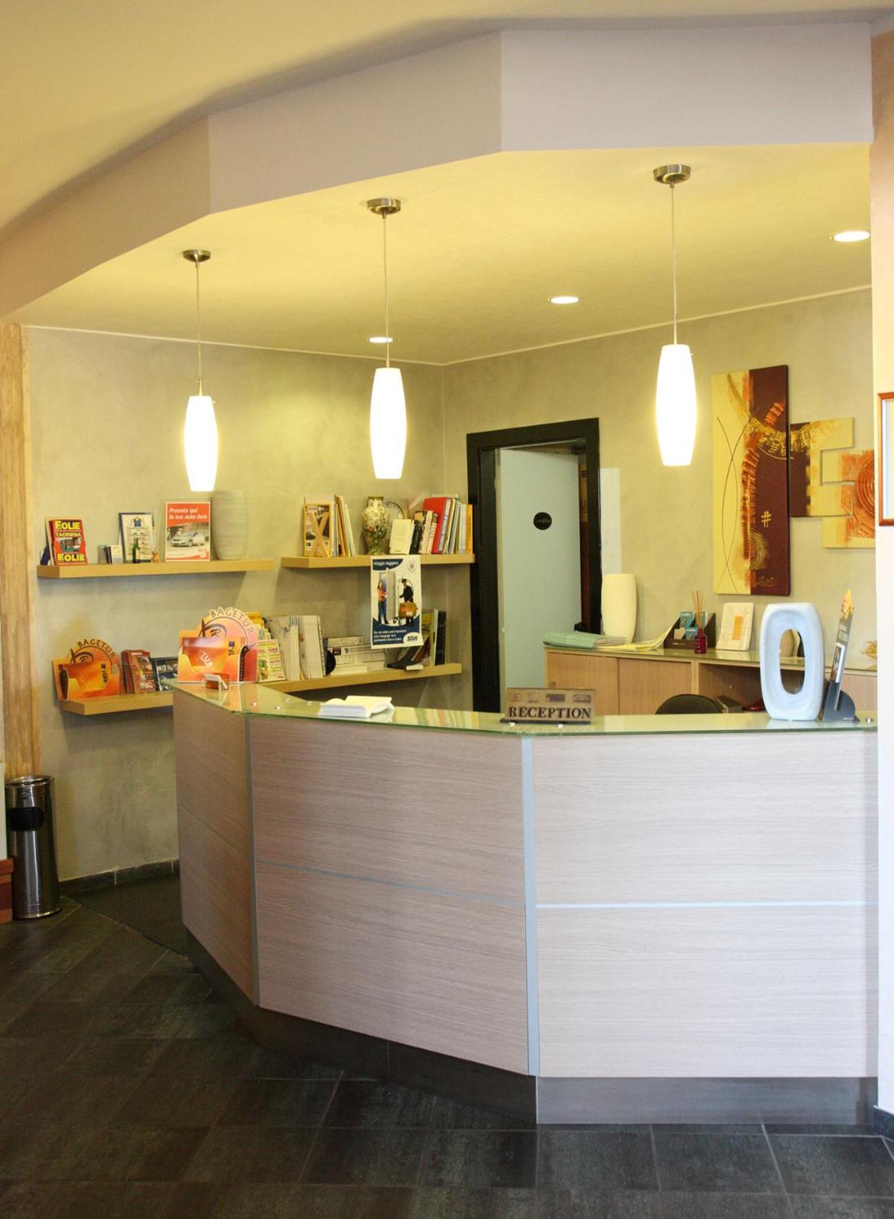 Hotel Federica Riace Marina Ngoại thất bức ảnh